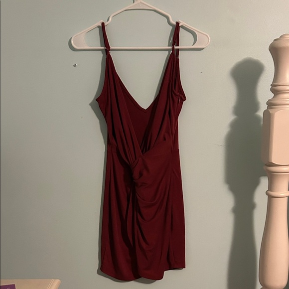 Elegant Burgundy Dress - Picture 1 of 4